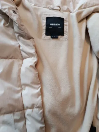 Cazadora beige acolchada