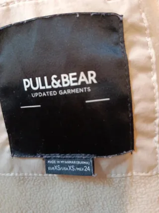 Cazadora beige acolchada