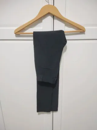 Pantalón de vestir negro elástico