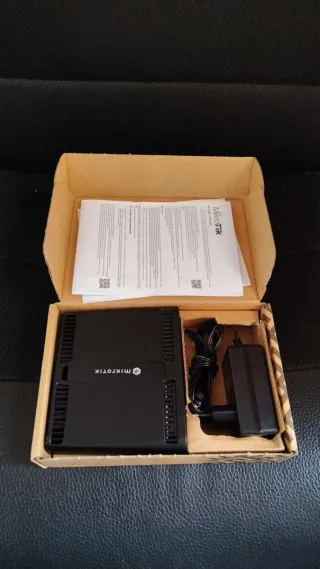 Router Mikrotik hAP ax2