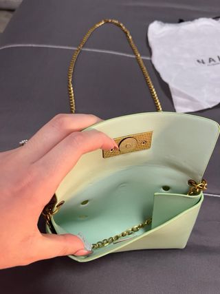 Borsetta Nali verde menta con catena oro