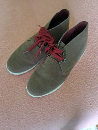 Botas unisex ante sin estrenar