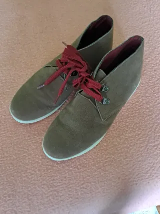 Botas unisex ante sin estrenar