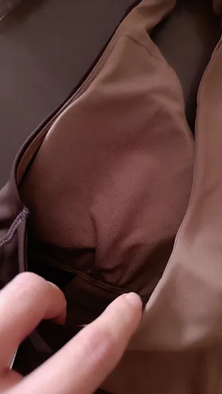 Top deportivo BASH AND STARS beige/marrón Talla S