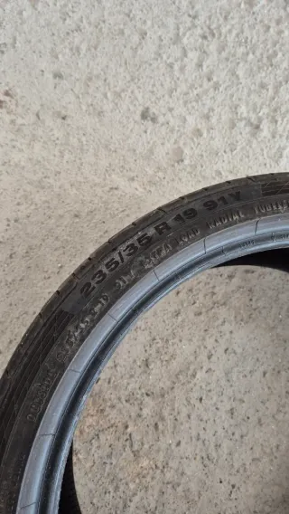 Neumático 235/35 R 19 91Y