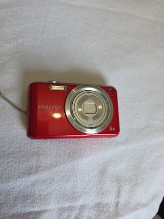 Cámara Samsung Roja ES65