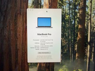 MacBook Pro 2018 i7 500Gb Gris Espacial