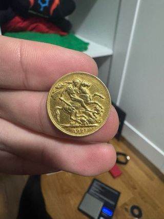 Moneda de oro 7.84g