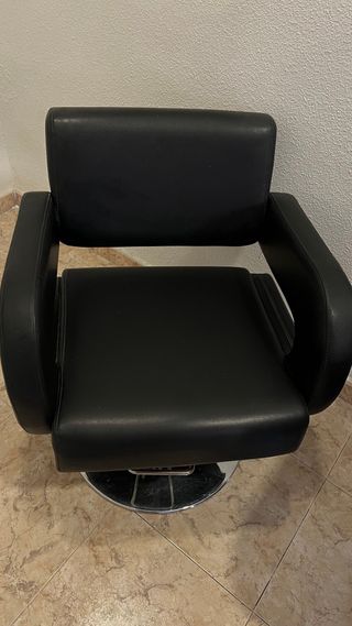 Sillon de peluquería negro hidráulico. 2 unidades.