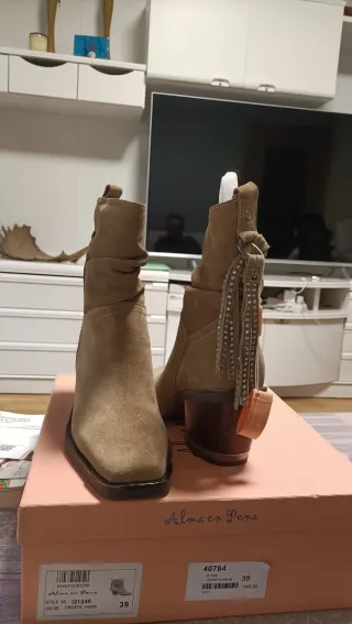 Botas Alma en Pena ante color visón talla 39