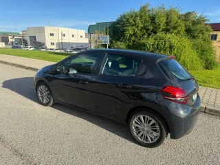 Peugeot 208 2019