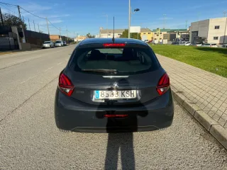 Peugeot 208 2019