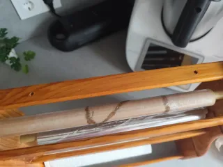 Dispensador de papel aluminio madera