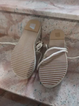 Sandalias esparto beige atadas
