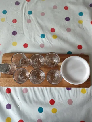 Set de Tequila con Vasos y Bandeja