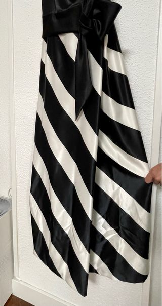 Vestido de fiesta rayas blanco y negro