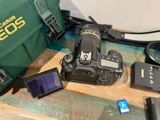 Canon 60D + Tamron 18-250 + Accesorios