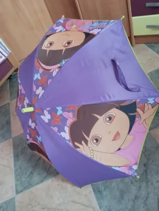 2 Paraguas Dora Exploradora y Monster High