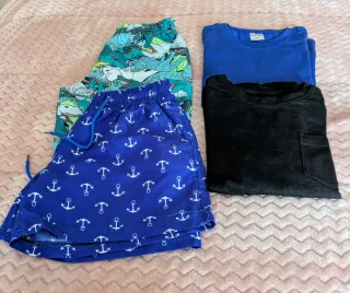 Lote 2 bañadores y 2 camisetas T6-7