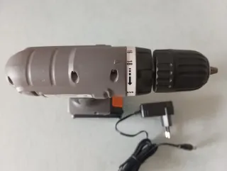 Taladro Inalámbrico con Cargador