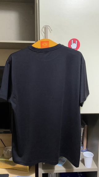 T-shirt Burberry nera nuova senza etichetta