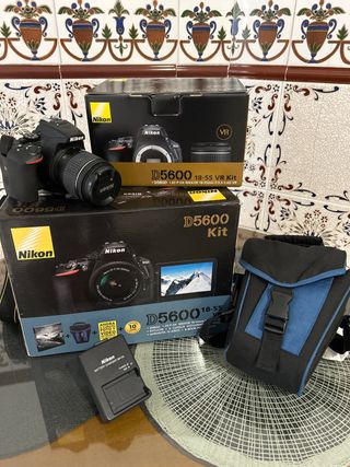 Cámara Nikon D5600 Kit 18-55 VR pack completo