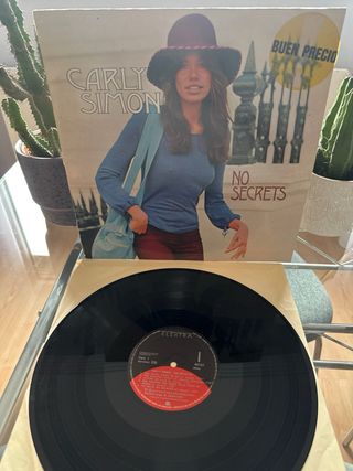 Carly Simon - The Best of Carly Simon LP