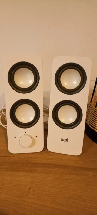 Altavoces Logitech Blancos