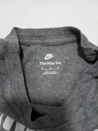 T-shirt Nike Mulher XL Cinza