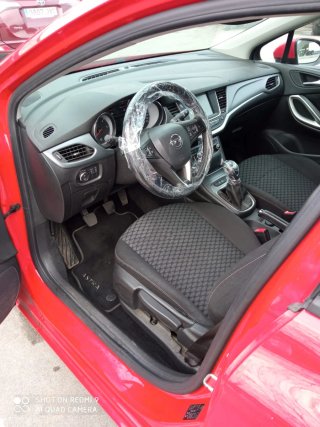 Coche Opel Astra 2018