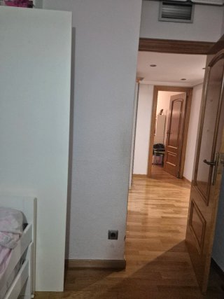 Urge Venta de Estructura de cama alta. DM Lacado