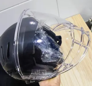 Casco Hockey Talla S con Visor y Bolsa