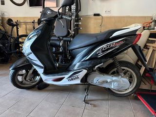 Yamaha Jog RR 50cc Scooter