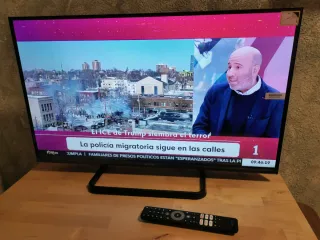 Smart TV PEAQ 32" Negra