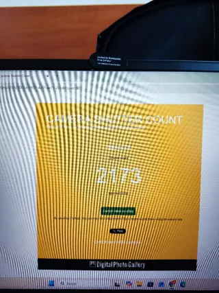 Cámara Nikon D3200 reflex + Accesorios