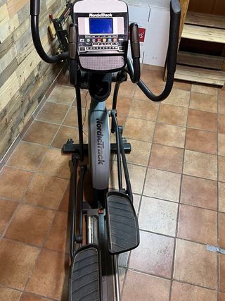 Bicicleta Elíptica NordicTrack con muy poco uso