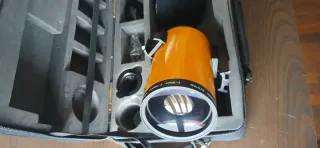 Telescopio konus Naranja con Maletín