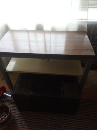 Mesa auxiliar madera y metal