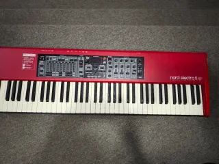Nord Electro 5 HP Teclado Profesional