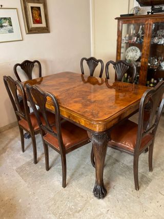 Camera da pranzo in stile Chippendale