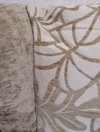 Sillón relax reclinable beige.