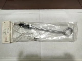 Resistencia para calentar agua 220V. Mide 37 cm.