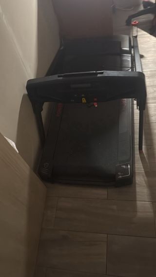 Cinta de correr interesados llamar al 649637863