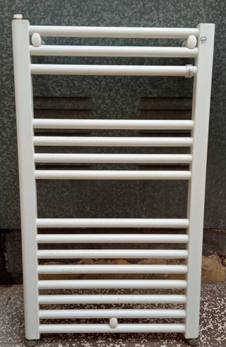 5 - Radiadores pared agua - diferente tamaño