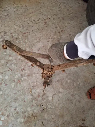 Arado antiguo de labranza