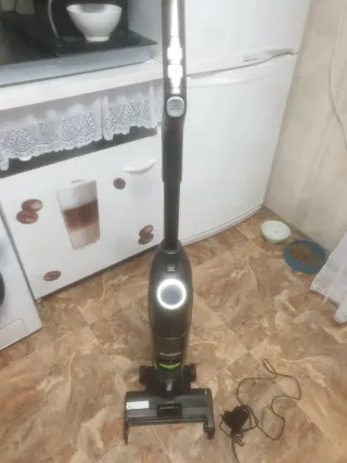 Aspiradora Eureka Negra