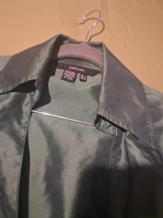 Camisa cruzada Zara verde. Fiesta T.S