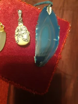 Collane da donna in vari colori