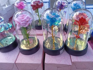 Ramo de rosas rojas con oso