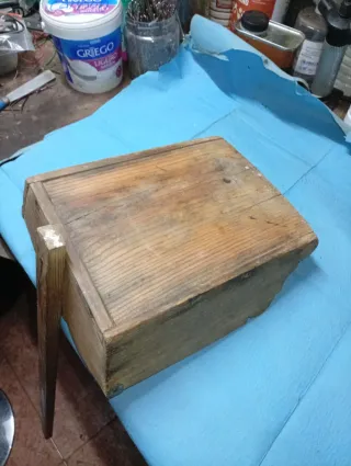 Antiguo recogedor de madera